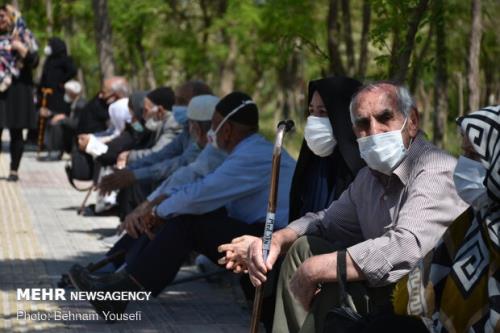 افراد سالمند در چه شرایطی روزه بگیرند