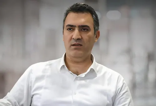 افزایش ۵۰ درصدی ترافیک بین الملل شبکه ارتباطی کشور طی ۱۵ ماه